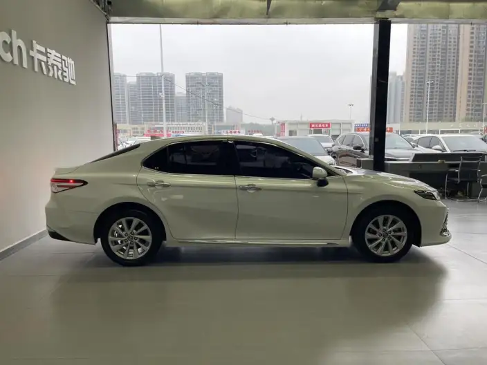 Toyota Camry 2023 Model 2.0G Deluxe Edition – фото 8