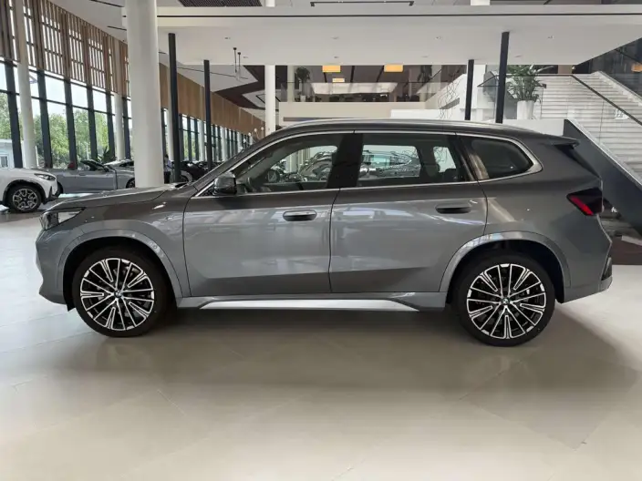 BMW X1 2023 Model xDrive25Li M Sports Set – фото 3