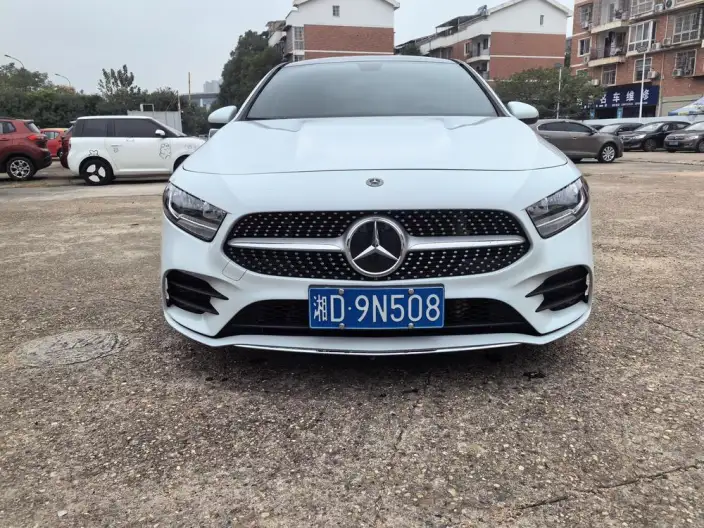 Mercedes-Benz A-class 2022 Model A 180 L – фото 2