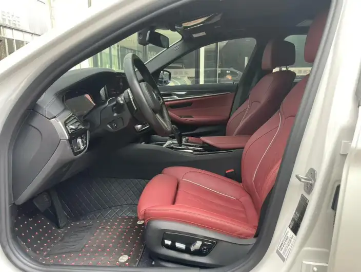 BMW 5 Series 2022 Model Facelift 530Li Exclusive Model M Sports Set – фото 8