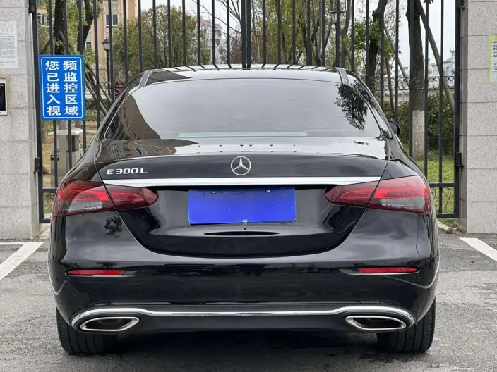 Mercedes-Benz E-Class 2022 Model E 300 L Fashion Model sedan – фото 5