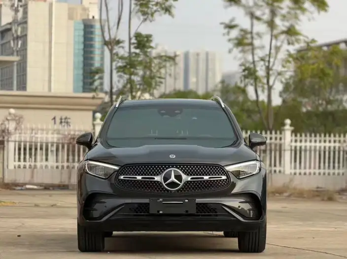 Mercedes-Benz GLC 2023 Model Facelift GLC 300 L 4MATIC Dynamic Model 7 seat – фото 2