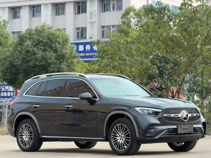 Mercedes-Benz GLC 2023 Model Facelift GLC 300 L 4MATIC Dynamic Model 7 seat – фото 3
