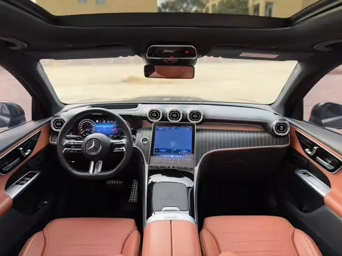 Mercedes-Benz GLC 2023 Model Facelift GLC 300 L 4MATIC Dynamic Model 7 seat – фото 6