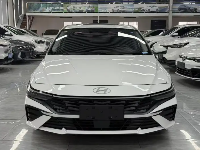 Hyundai Ioniq 2023 Model 1.5L CVT LUX Premium Edition – фото 2