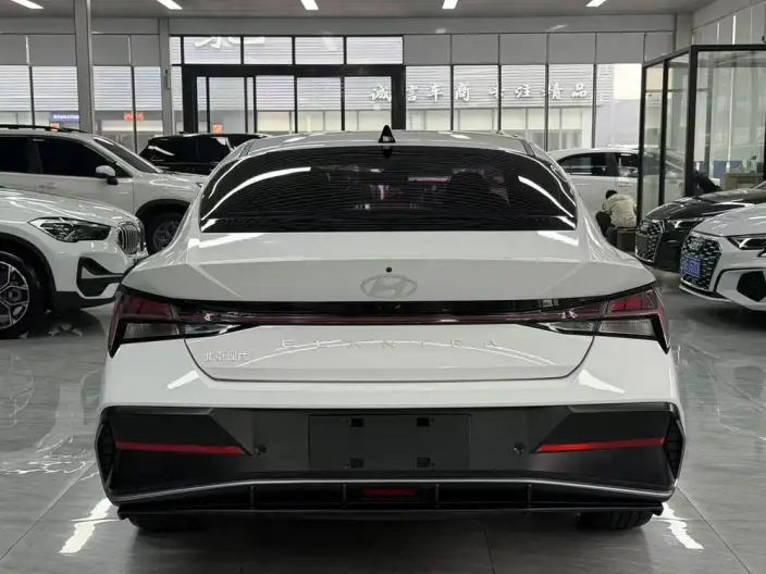 Hyundai Ioniq 2023 Model 1.5L CVT LUX Premium Edition – фото 5
