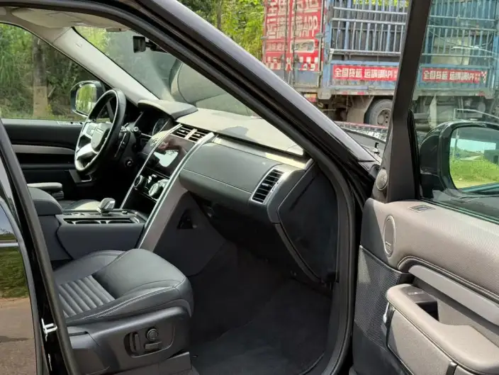 Land Rover Discovery 2023 Model Facelift 300PS S – фото 10