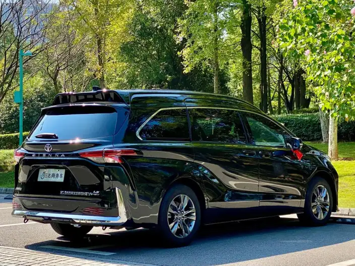 Toyota Sienna 2027 Model Hybrid 2.5L Comfort Edition – фото 7
