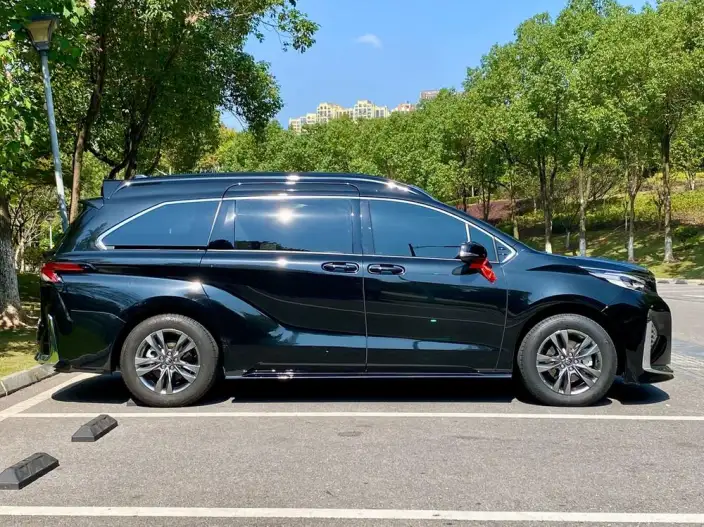 Toyota Sienna 2027 Model Hybrid 2.5L Comfort Edition – фото 8