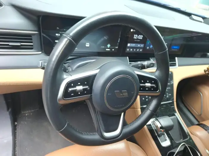 Li Auto ONE 2021 Model Extended Range 6 seat Edition – фото 7