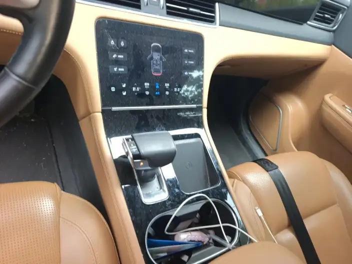Li Auto ONE 2021 Model Extended Range 6 seat Edition – фото 9