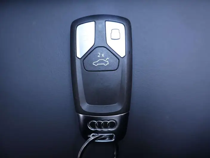 Audi Q5L 2024 Model 40TFSI Luxury Dynamic Model – фото 7