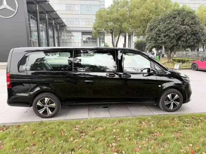 Viano 2024 Model 2.0T Business Edition 7 seat – фото 8