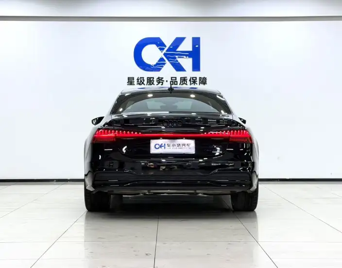 Audi A7 L 2024 Model 45 TFSI quattro Black Samurai Edition – фото 5