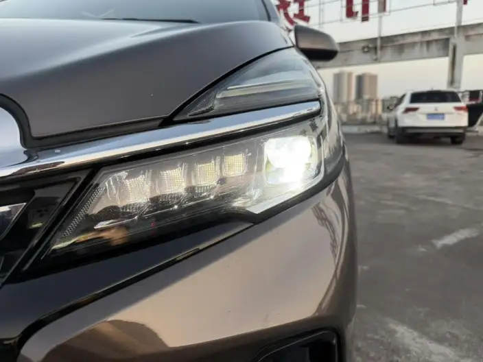 Buick GL8 2022 Model Facelift Business class 2.0T Smart Enjoy Model – фото 8