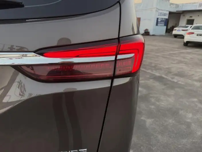 Buick GL8 2022 Model Facelift Business class 2.0T Smart Enjoy Model – фото 9