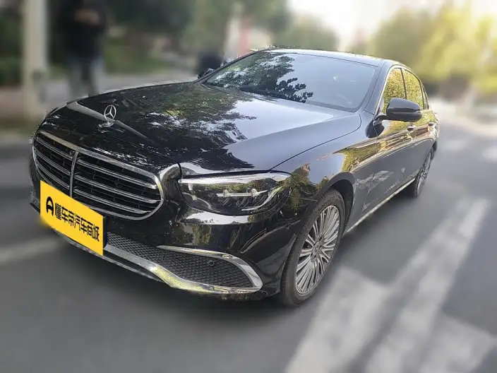 Mercedes-Benz E-Class 2023 Model E 300 L Luxury Model sedan – фото 1