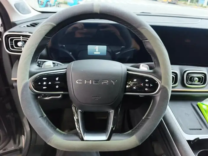Chery Tiggo 9 2023 Model 2.0T DCT 2WD Deluxe Edition 5 seat – фото 7