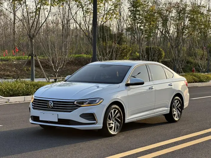 Volkswagen Lavida 2023 Model 1.5L Automatic Five million editions – фото 1