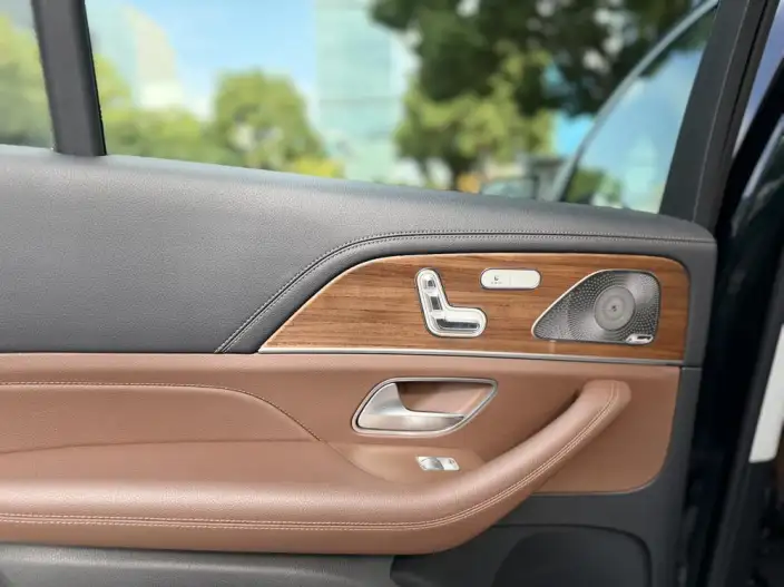 Mercedes-Benz GLS 2024 Model GLS 450 4MATIC Luxury Model – фото 10