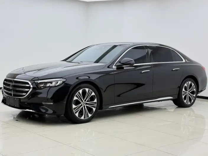 Mercedes-Benz E-Class 2025 Model E 300 L Luxury Model sedan – фото 1