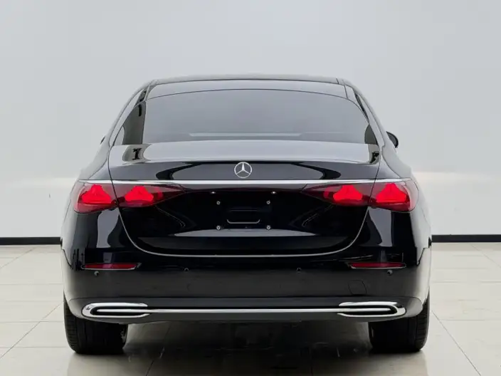 Mercedes-Benz E-Class 2025 Model E 300 L Luxury Model sedan – фото 5