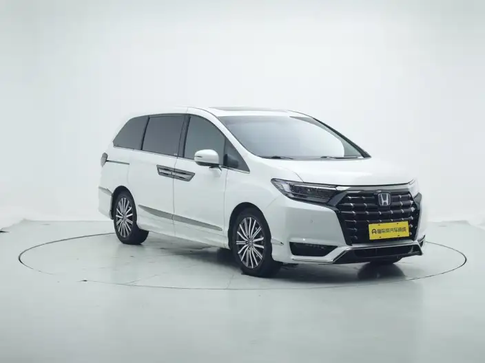 Honda Elysion 2022 Model 2.0L Hybrid Supreme Edition – фото 3