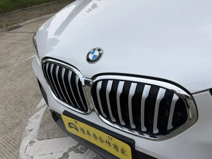 BMW X1 2022 Model sDrive25Li Leading Model – фото 9