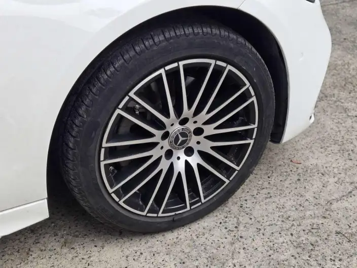 Mercedes-Benz C-Class 2023 Model C 260 L Sports Edition – фото 7