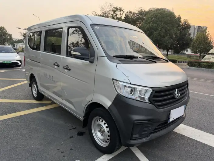 Kawei V3 2023 Model 1.3L Manual Petrol Standard Model 7 seat Passenger car DK13C – фото 3
