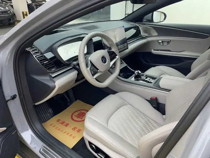 BYD Han EV 2025 Model 701KM LiDAR Smart Driving Model – фото 7