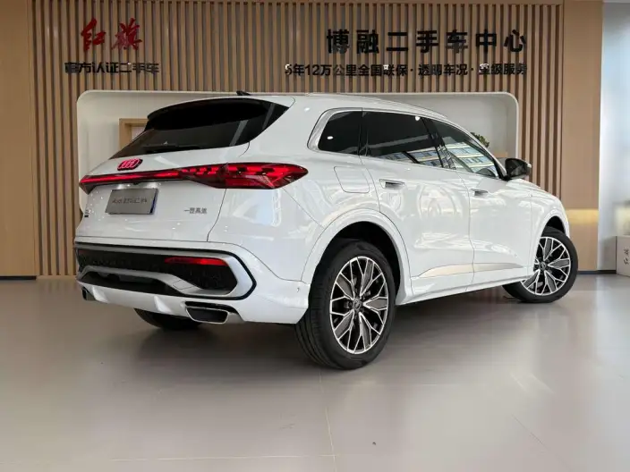 Audi Q5L 2026 Model 2.0T 10M Users Edition Edition – фото 5