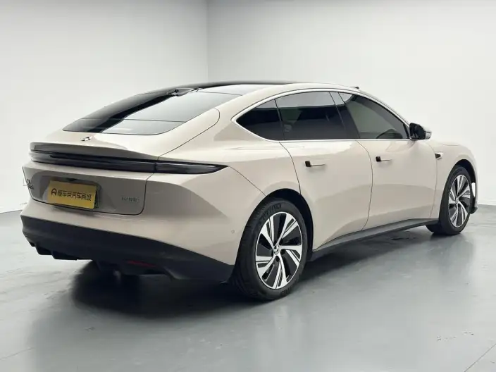 NIO ET5 2022 Model 75kWh – фото 7