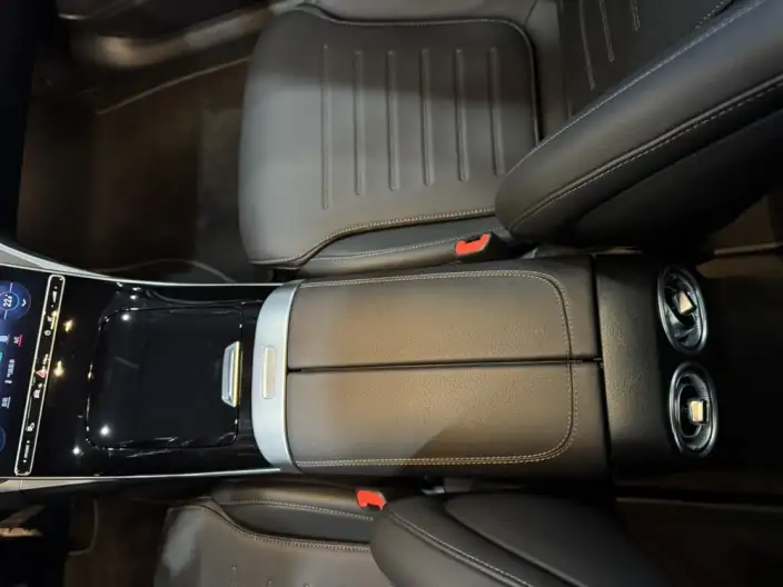 Mercedes-Benz C-Class 2024 Model C 260 L Sports Edition – фото 9