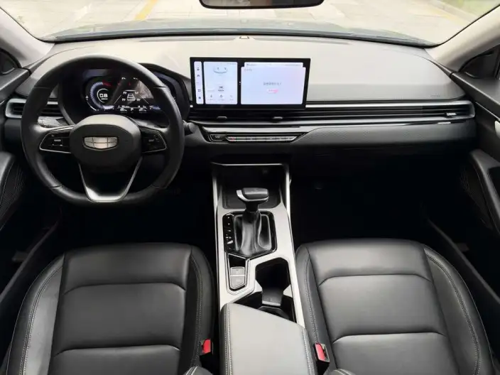 Geely Emgrand 2025 Model No. 4 Gen 1.5L CVT Star Glory Edition – фото 7