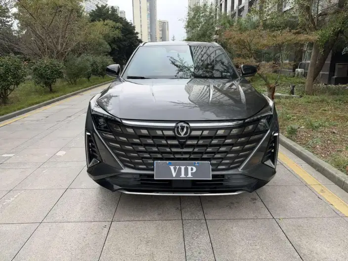 Changan UNI-Z 2025 Model 1.5T DCT Noble Model – фото 2