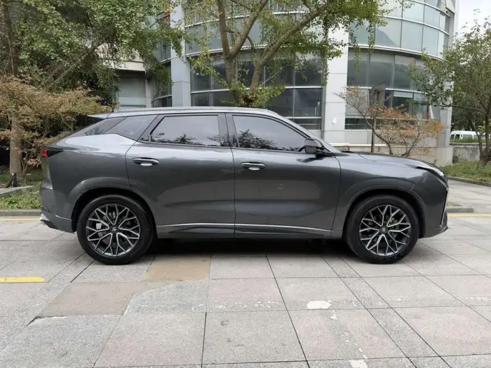 Changan UNI-Z 2025 Model 1.5T DCT Noble Model – фото 6