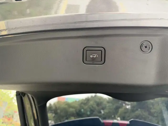Changan UNI-Z 2025 Model 1.5T DCT Noble Model – фото 7