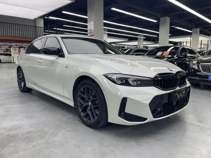 BMW 3 Series 2025 Model 330Li M Sports Night Set – фото 3