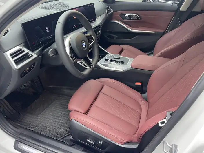 BMW 3 Series 2025 Model 330Li M Sports Night Set – фото 10