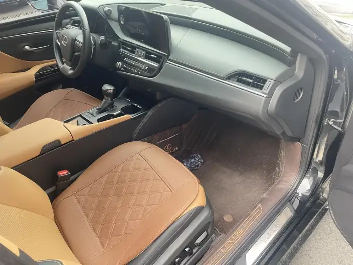 Lexus ES 2022 Model 260 Superior Edition – фото 7