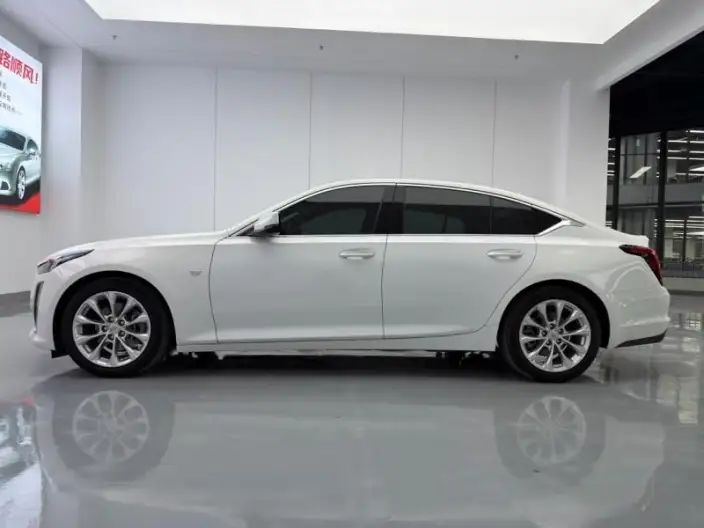Cadillac CT5 2022 Model 28T Luxury Model – фото 4