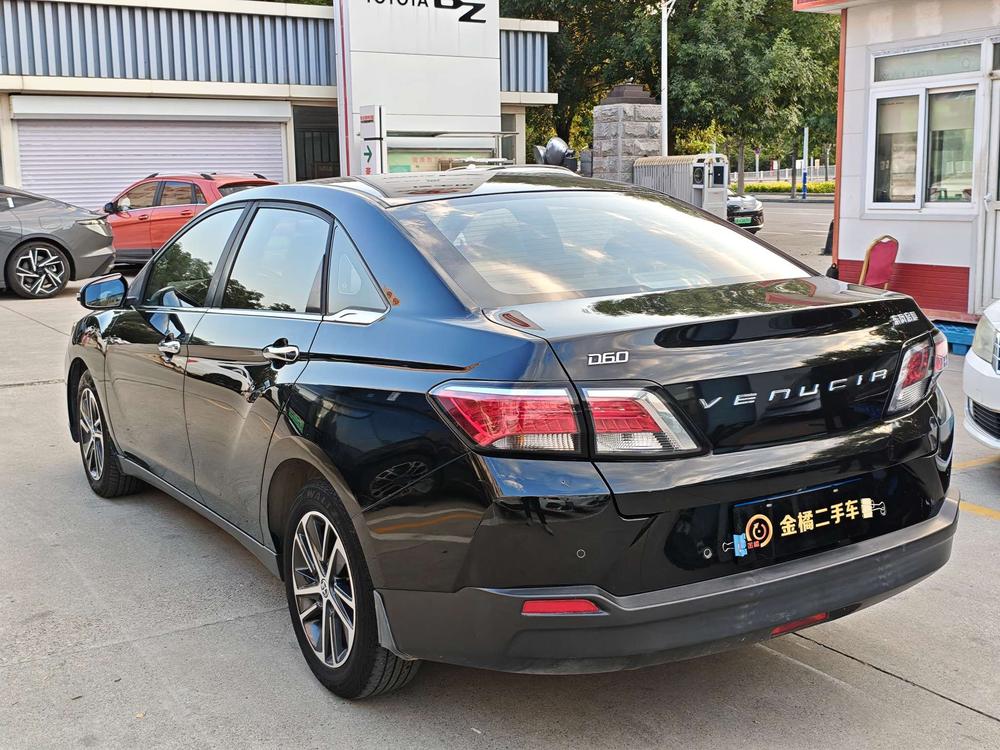 Venucia D60 Модель 2019 года 1.6L XL Manual Smart Connect Elite Edition