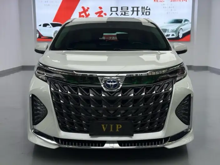 Toyota Sienna 2023 Model Hybrid 2.5L Comfort Edition – фото 2