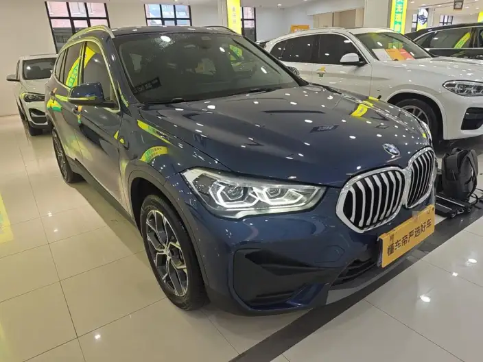 BMW X1 2021 Model sDrive25Li Leading Model – фото 2