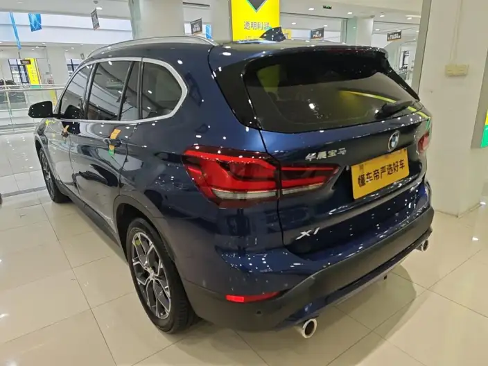 BMW X1 2021 Model sDrive25Li Leading Model – фото 3