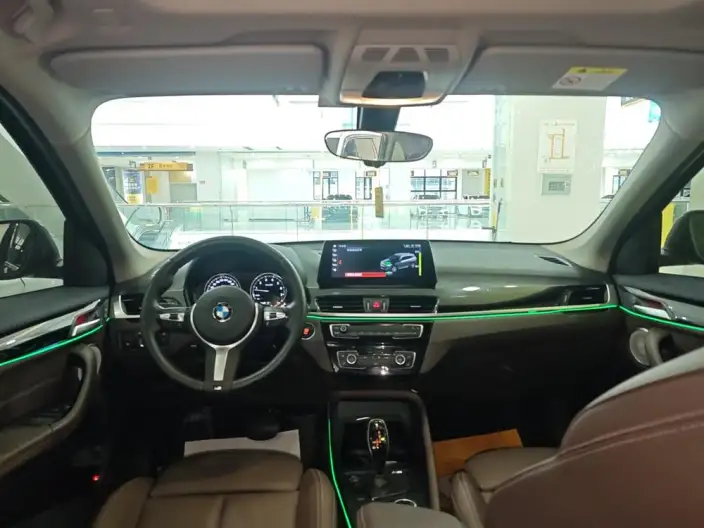 BMW X1 2021 Model sDrive25Li Leading Model – фото 5