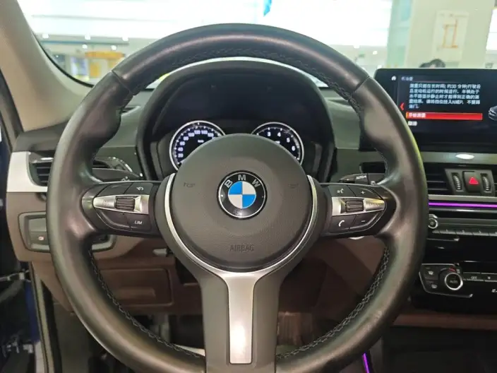 BMW X1 2021 Model sDrive25Li Leading Model – фото 8