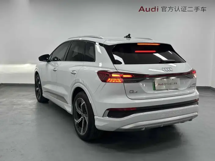 Audi Q4 e-tron 2024 Model 40 e-tron Genesis Edition – фото 5