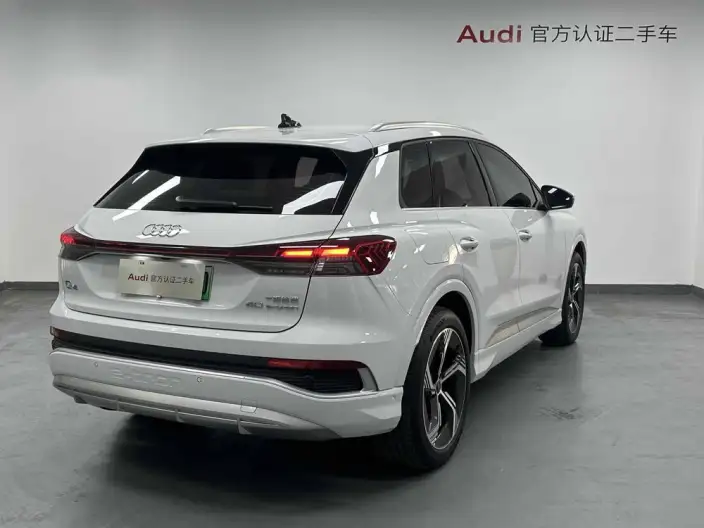 Audi Q4 e-tron 2024 Model 40 e-tron Genesis Edition – фото 7